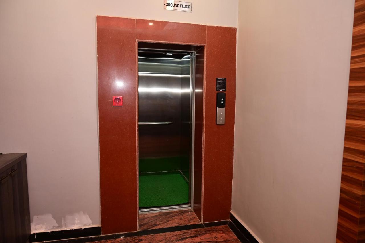 בודהגאיה Hotel Gm International מראה חיצוני תמונה