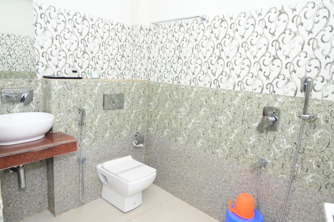 בודהגאיה Hotel Gm International מראה חיצוני תמונה