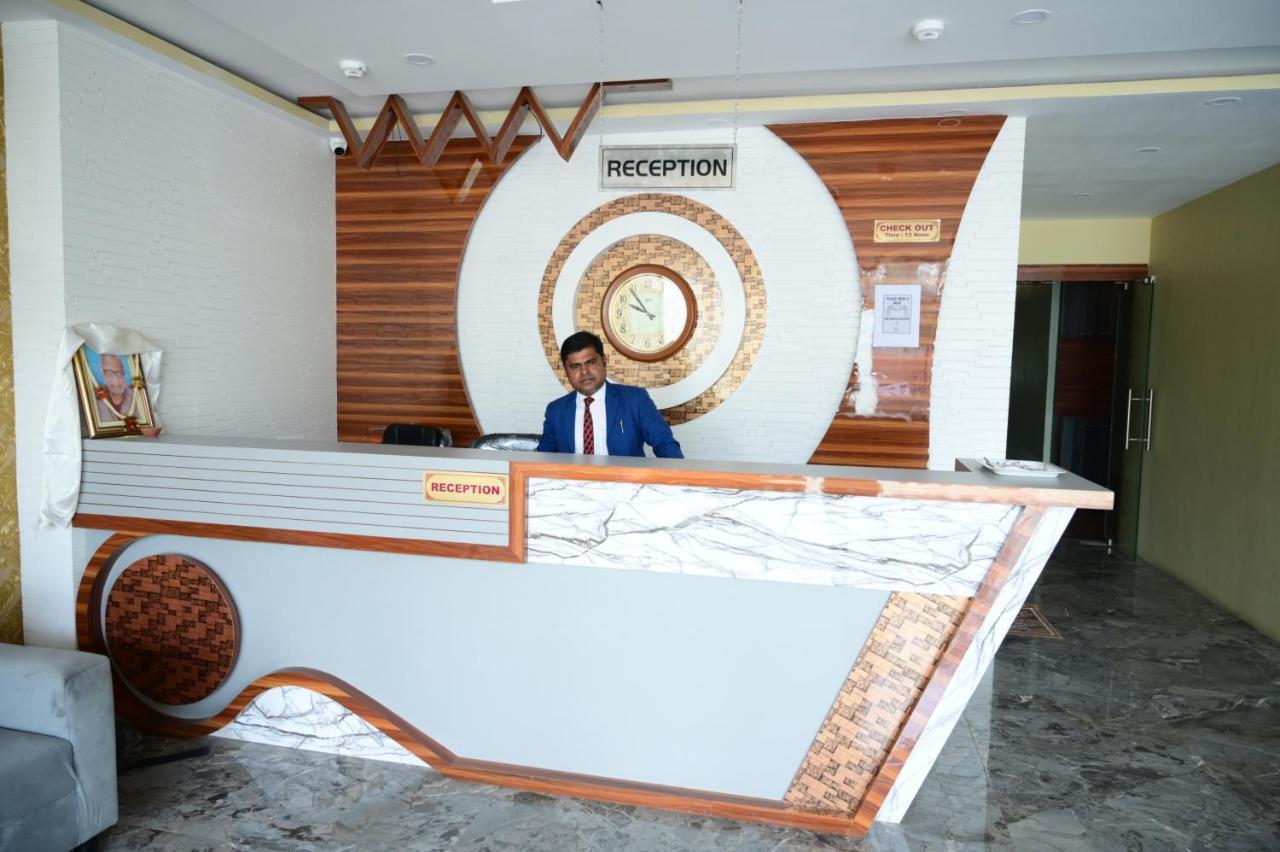 בודהגאיה Hotel Gm International מראה חיצוני תמונה